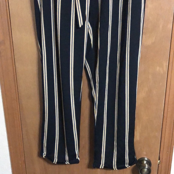 Black, White, and Yellow Ankle Pants - Picture 3 of 6